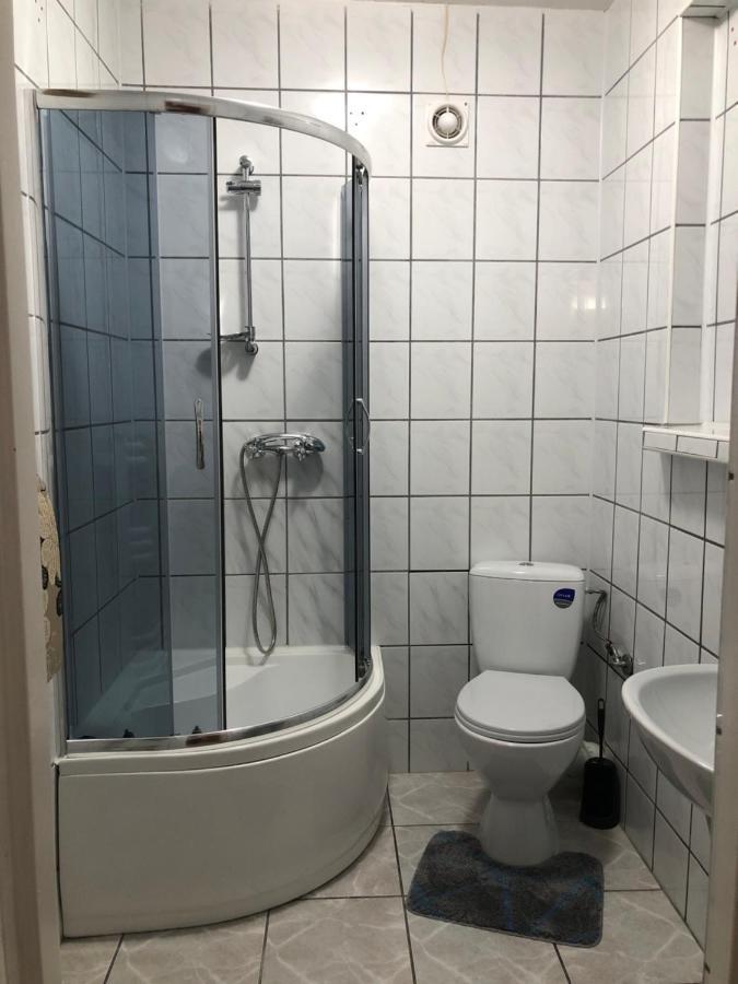 Nad Jeziorem Apartment